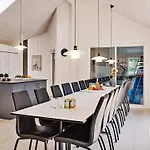 5 Star In Vaeggerlose Bøtø By