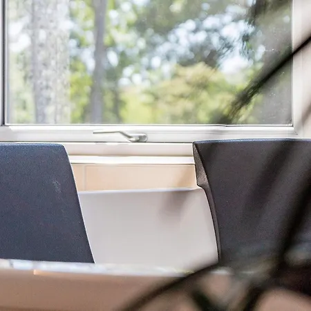 18 Person In Vaeggerlose