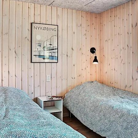 بيت للعطل 18 Person In Vaeggerlose Bøtø By